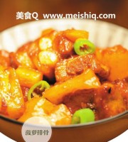 菠萝烧排骨香味扑鼻