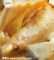 客家招牌菜:盐焗鸡