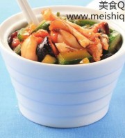 嫩滑爽口红烧牛蛙黄瓜