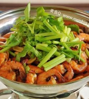 干锅鲜虾土豆：风迷大江南北