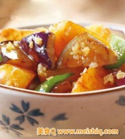 家常土豆烧茄子的做法