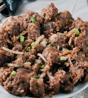 肥而不腻，软烂入味