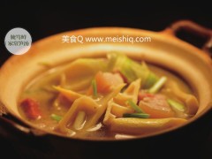 美味食谱之腌笃鲜（家常笋汤）