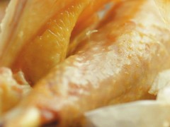 客家招牌菜:盐焗鸡