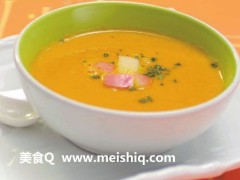 夏日润肤美容南瓜苹果汤
