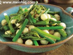 芡实炒丝瓜尖