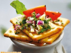 美味又有情趣的异域番茄烤饼