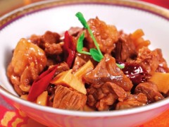 汁浓味厚的冬笋红烧牛肉做法