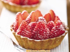 草莓杏仁奶油塔