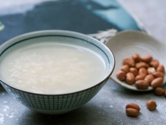 自制米酒（醪糟）