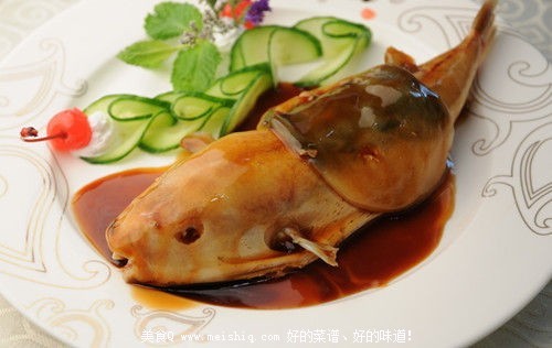 吃方便面会中毒？谨慎13种易引起中毒的美食