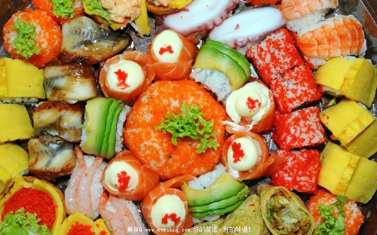 豪华的海鲜版年夜饭