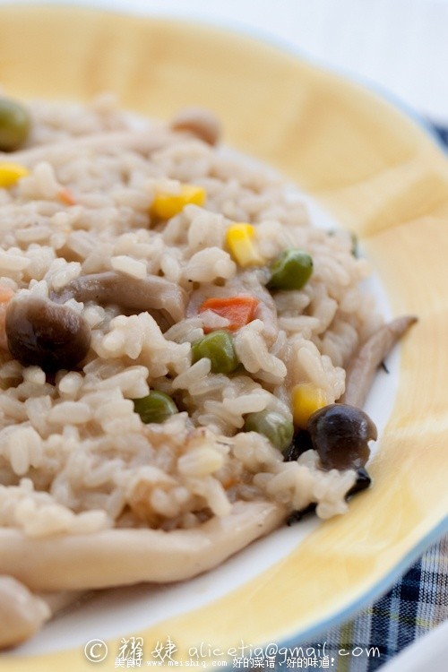 20分钟的营养快晚餐--杂烩蘑菇炖饭