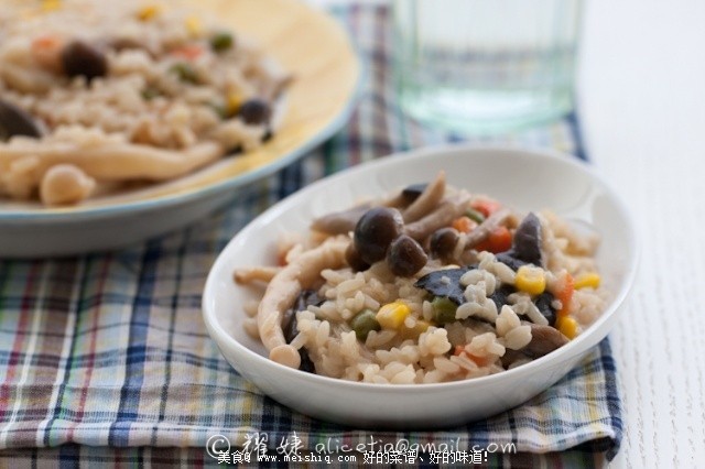 20分钟的营养快晚餐--杂烩蘑菇炖饭