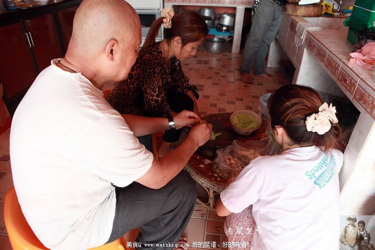 在泰国华侨家过大年的美食!