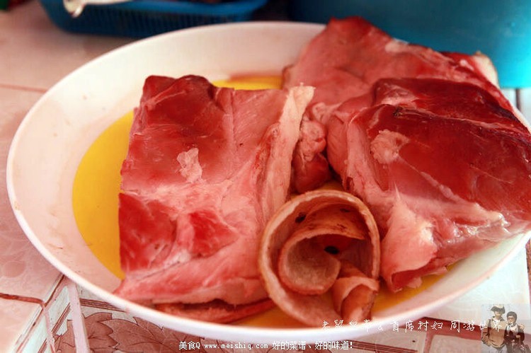 在泰国华侨家过大年的美食!