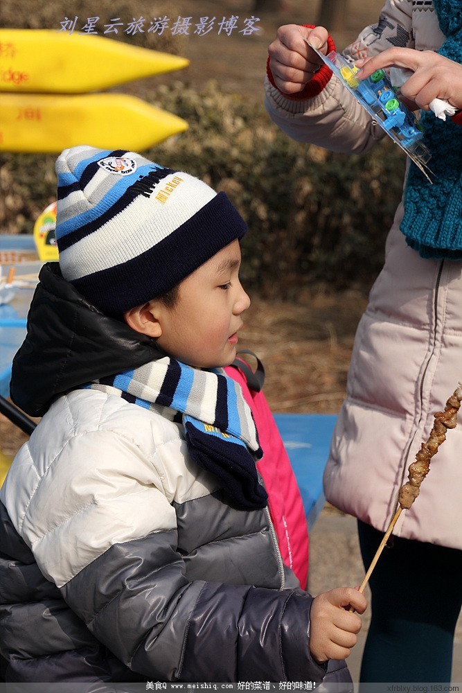 实拍:庙会变成烤串的海洋京城庙会美食系列照