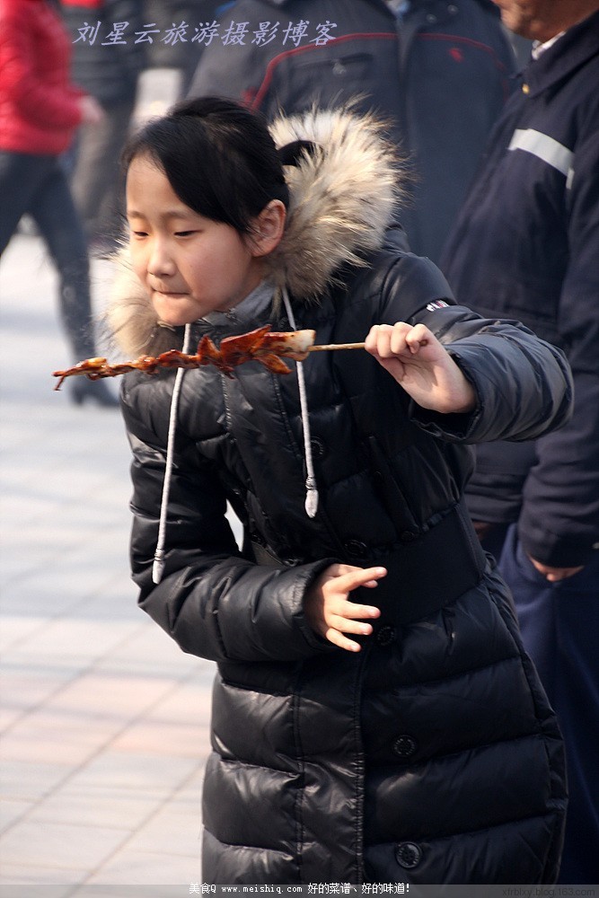实拍:庙会变成烤串的海洋京城庙会美食系列照