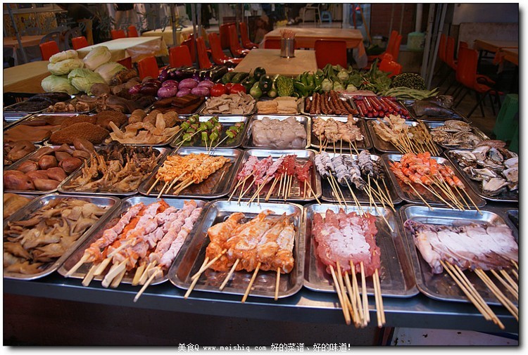 五花八门香辣醇厚的贵阳合群路小吃