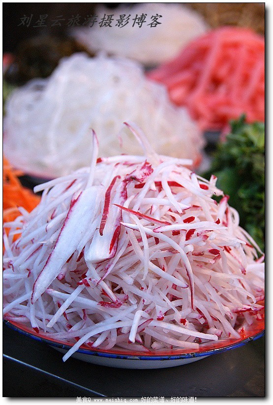 五花八门香辣醇厚的贵阳合群路小吃