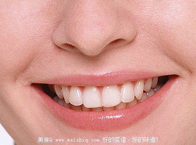 无需洗牙，教你5分钟消除牙垢！