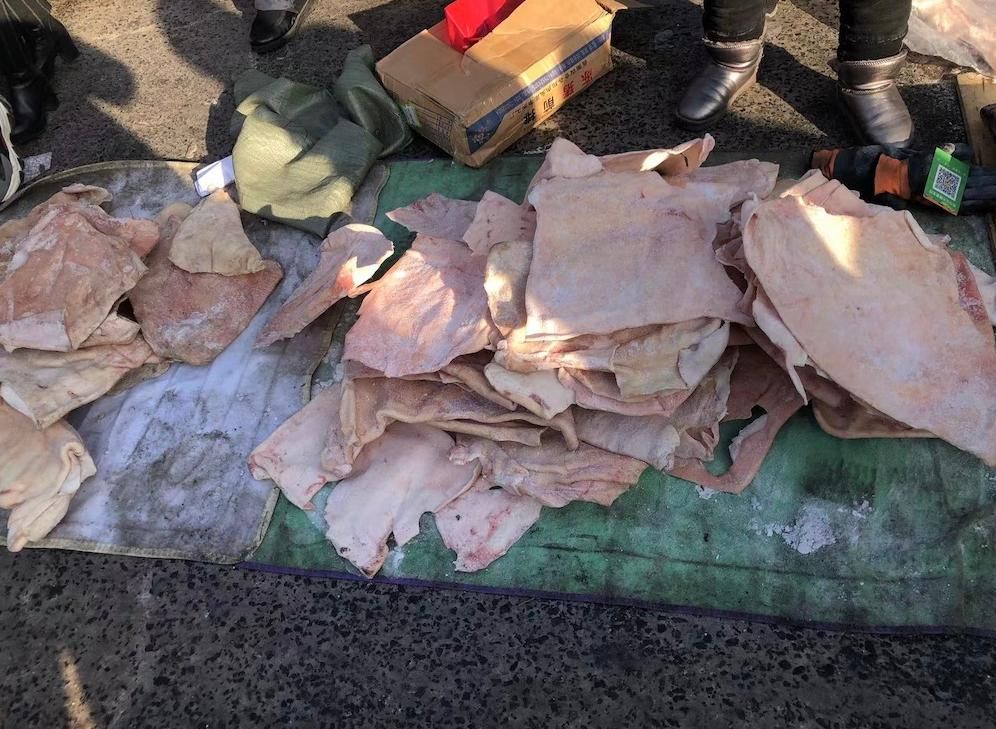 东北的年味有多浓，赶一次大集就懂了。