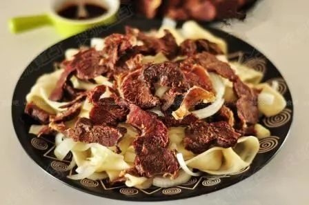 新疆美食之【马肉纳仁】