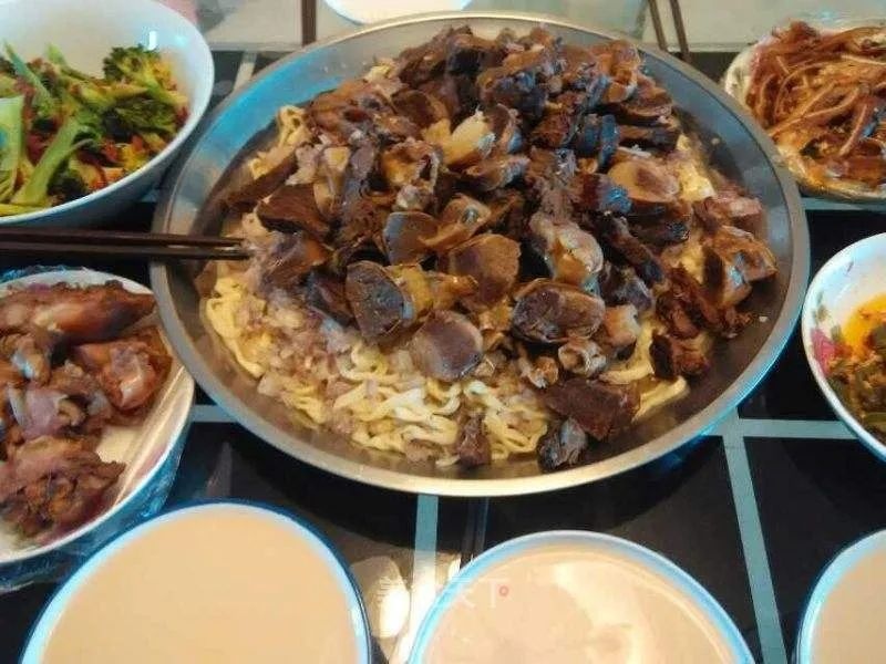 新疆美食之【马肉纳仁】