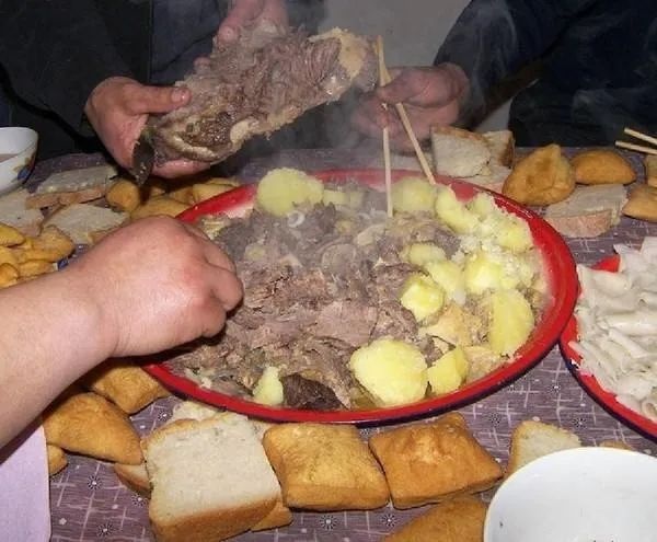 新疆美食之【马肉纳仁】